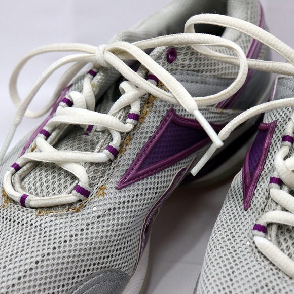 Reebok Tennis Shoes - Picture 2 of 5